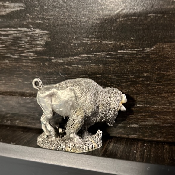 Hudson fine pewter bison - Picture 3 of 4